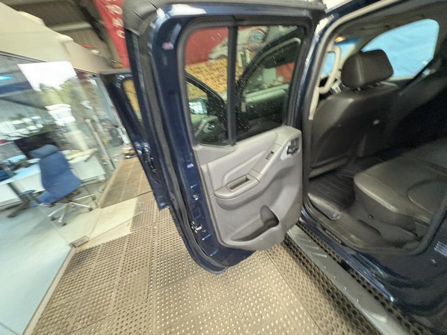 2014 Nissan Navara Navara Outlaw dCi Auto – DS64OYX