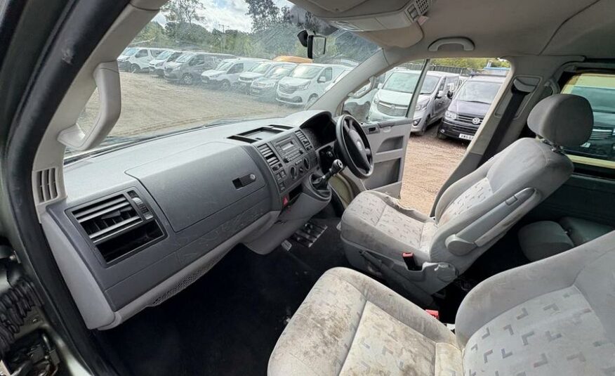 2009 Volkswagen Transporter Transporter Shuttle SE 174 LWB – WX09JHF