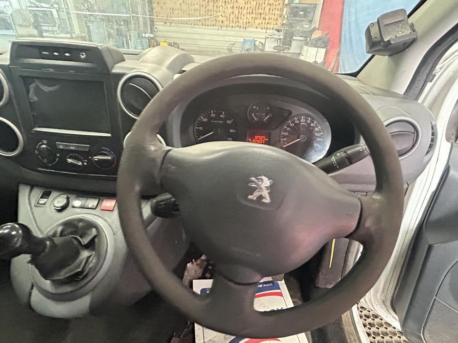 2016 Peugeot Partner Partner 850 Professional HDI – MX16XTF