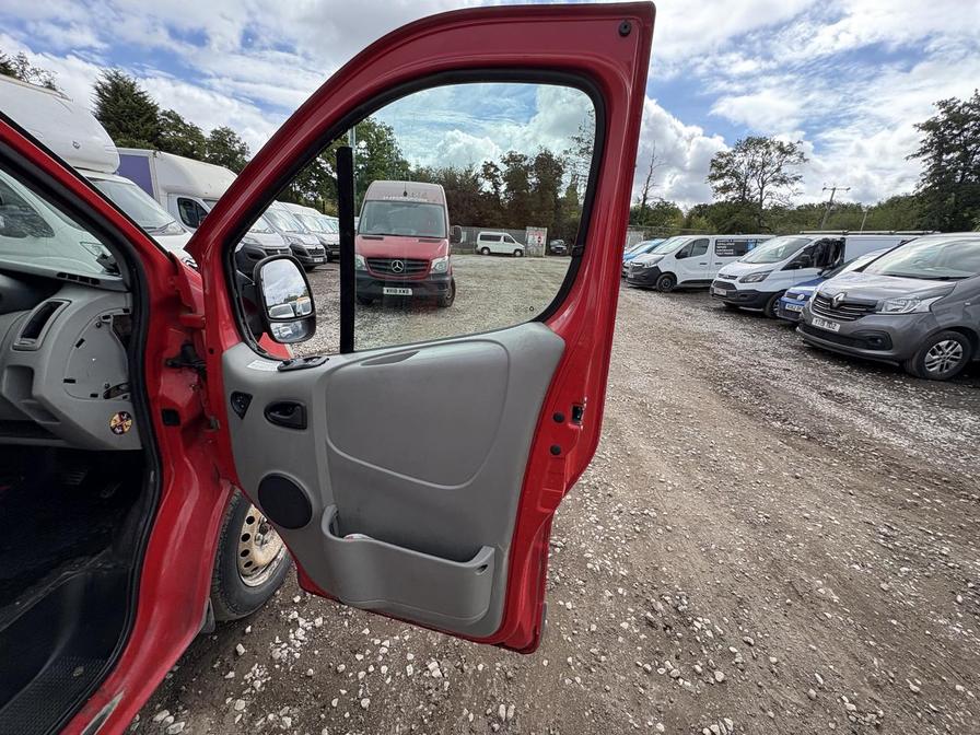 2013 Vauxhall Vivaro Vivaro 2900 ecoFLEX CDTi LWB – WV13HNH
