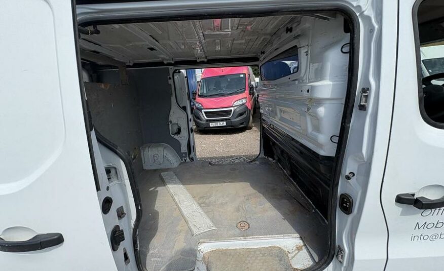 2015 Vauxhall Vivaro Vivaro  2900 Sportive CDTi – EO15LKL