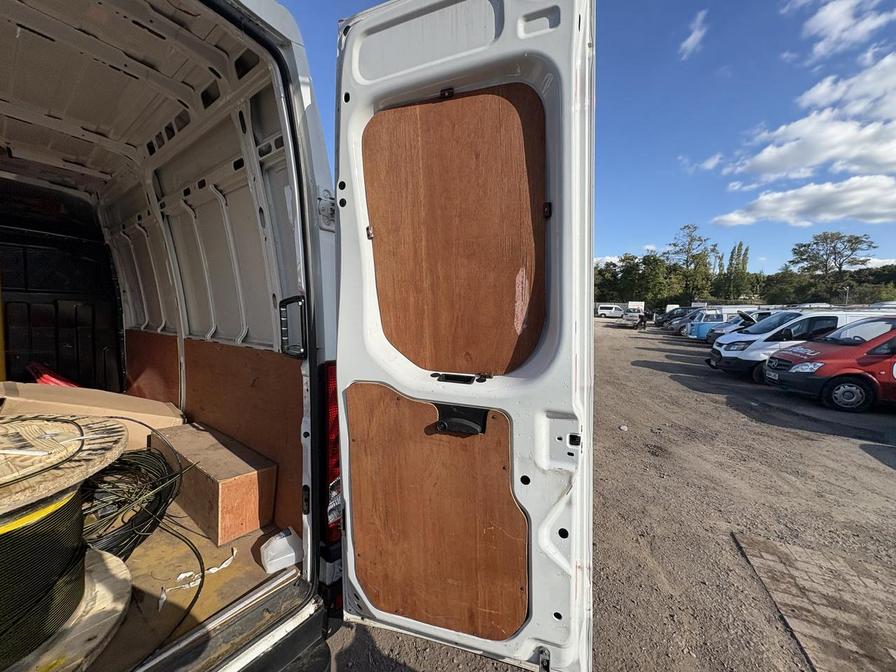 2015 Iveco Daily Daily 35S13 MWB – GM15MFU