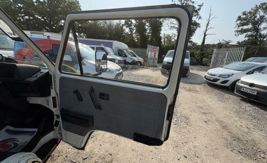 1990 Volkswagen Transporter Transporter TD 5 Diesel – H629KVW