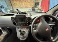 2017 Peugeot Partner Partner Professional L1 Blue HDi – EK17YCO