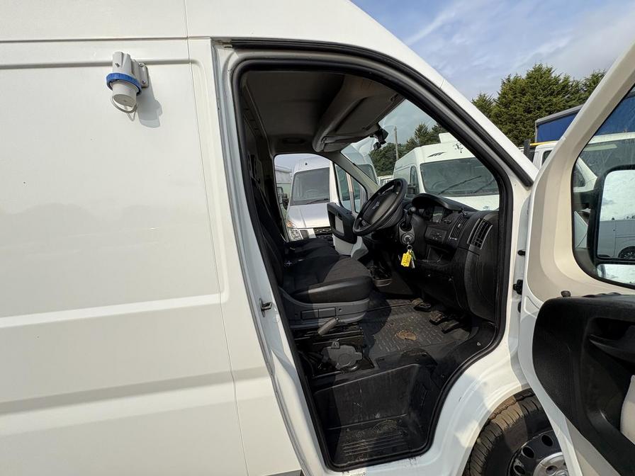 2017 Citroen Relay Relay 35 L3H2 Enterprise Blue HDi – CN67EKM