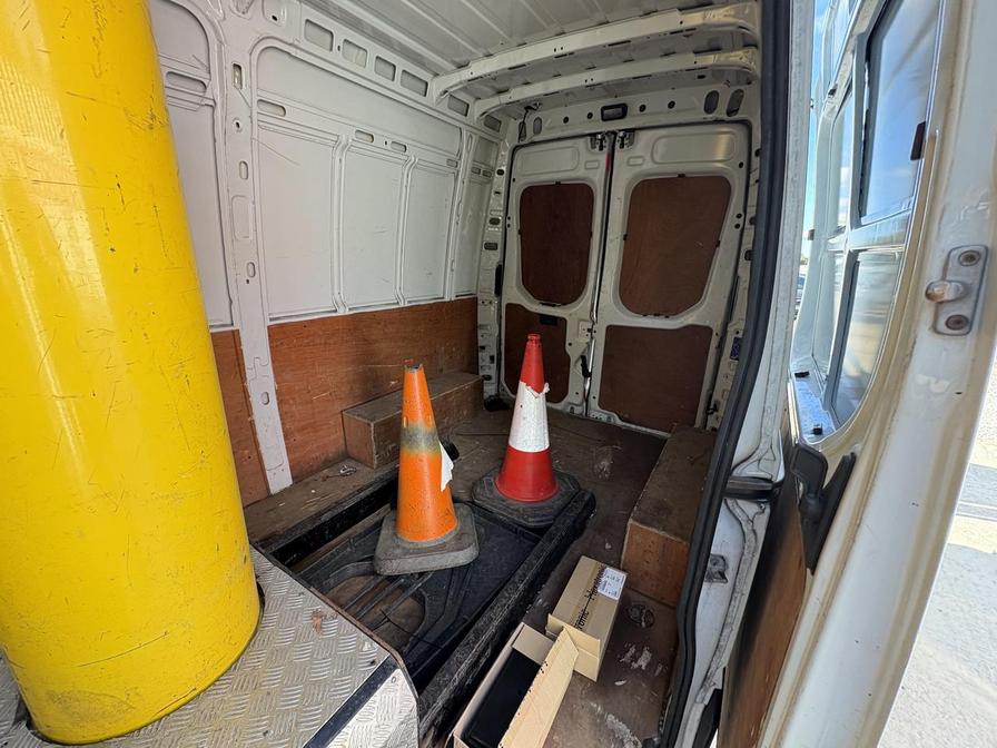 2015 Iveco Daily Daily 35S13 MWB – GD15PFJ