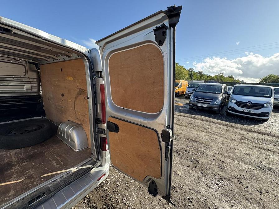 2018 Vauxhall Vivaro Vivaro 2700 Sportive CDTI – KY18EVX