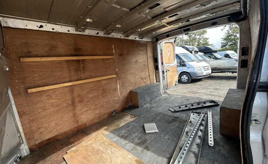 2012 Vauxhall Vivaro Vivaro 2900 Sportive CDTi LWB – DG62MTZ
