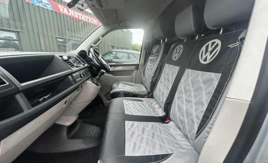 2017 Volkswagen Transporter Transporter T30 Highline TDI BlueMotion Technology – LT67NPE