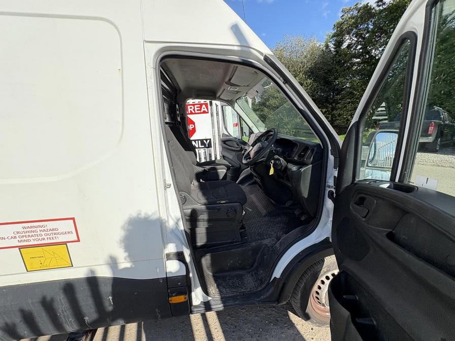 2015 Iveco Daily Daily 35S13 MWB – GD15PFJ