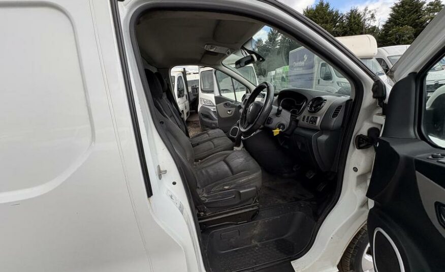 2017 Renault Trafic Trafic LL29 Sport Nav Energy dCi – FE67GYT