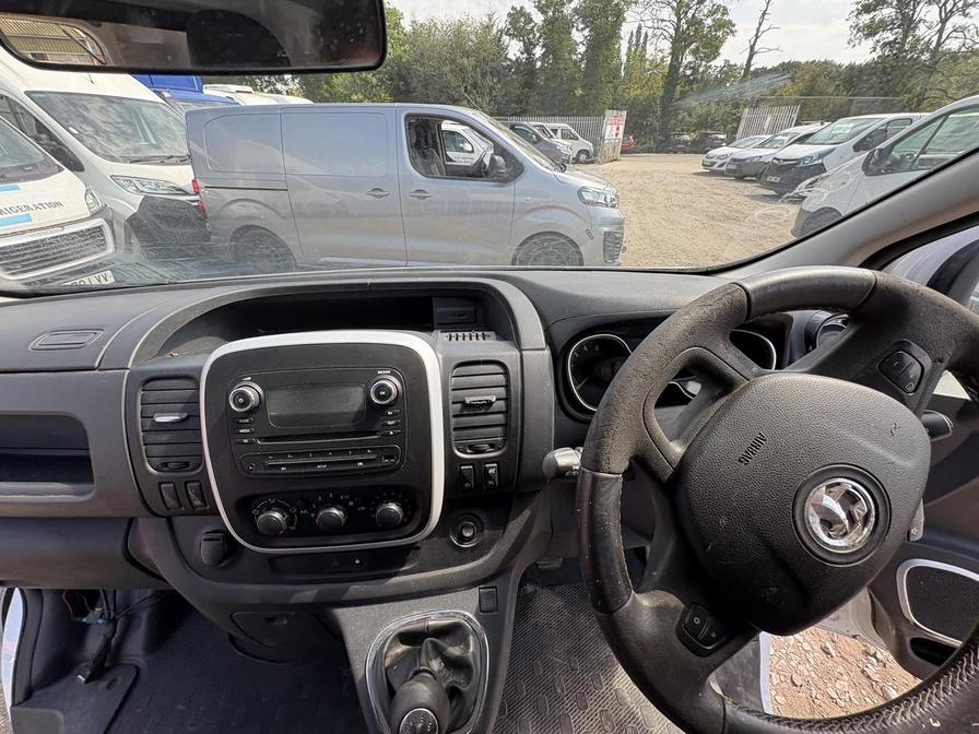 2015 Vauxhall Vivaro Vivaro 2900 Sportive CDTi – EO15LKL