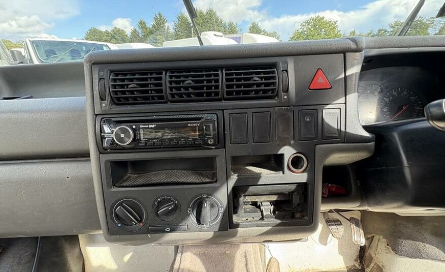 2001 Volkswagen Transporter 800 Special TD SWB – Y83MJN