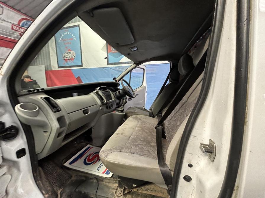 2004 Vauxhall Vivaro Vivaro 2700 Dti SWB – YD54FUW