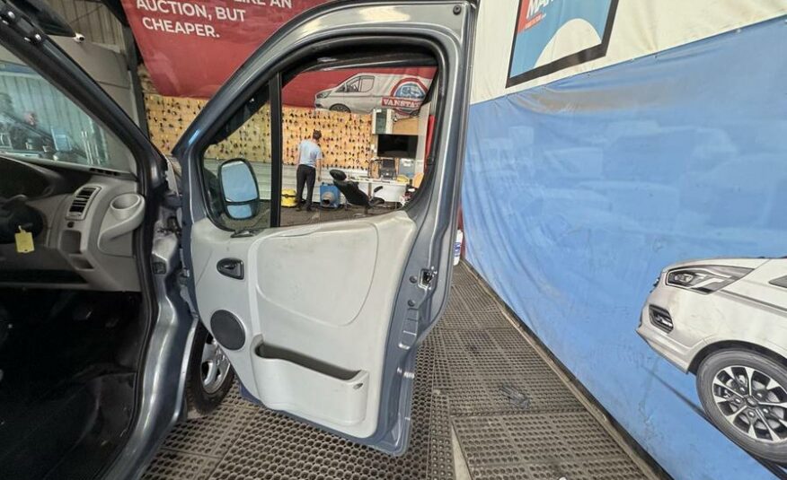 2014 Renault Trafic Trafic SL27 Sport DCI – GF14OUX