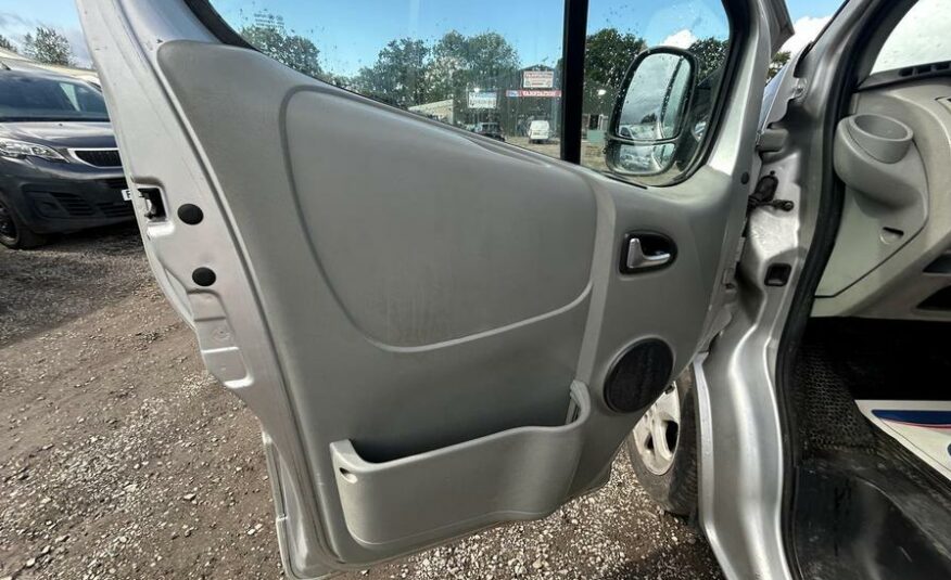 2012 Vauxhall Vivaro Vivaro 2900 Sportive CDTi LWB – DG62MTZ