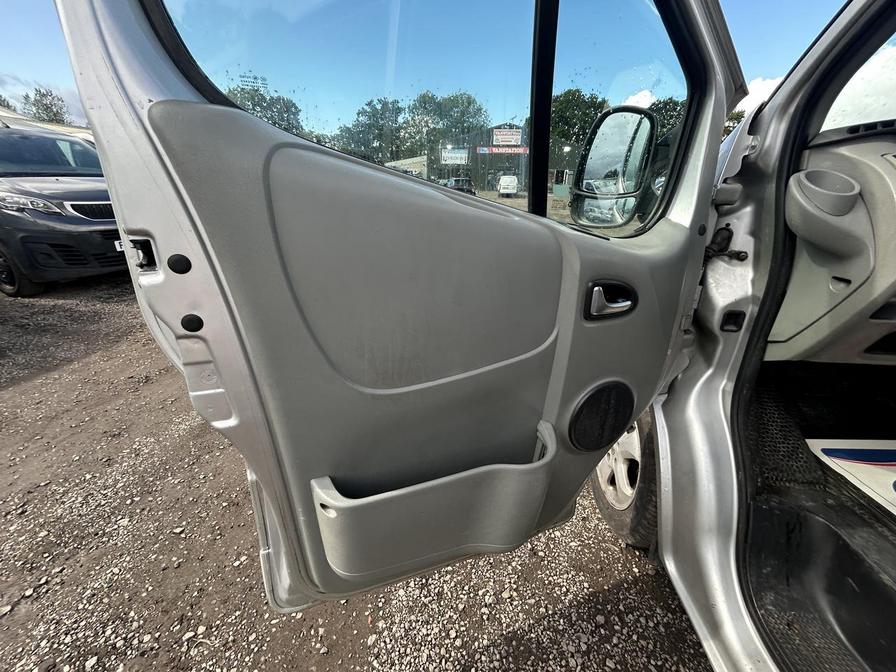 2012 Vauxhall Vivaro Vivaro 2900 Sportive CDTi LWB – DG62MTZ