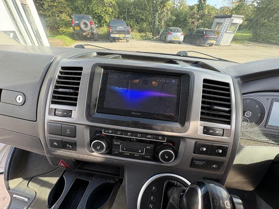 2012 Volkswagen Caravelle – Model: Caravelle Edition 25 TDI Semi-Auto – CA12FZJ