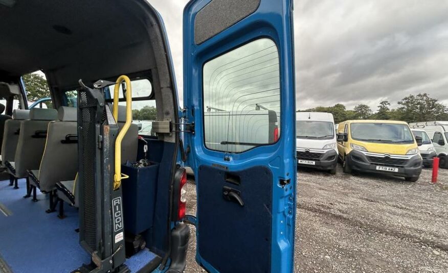 2006 Renault Master Master LM35 dCi 100 LWB – BX06VHU