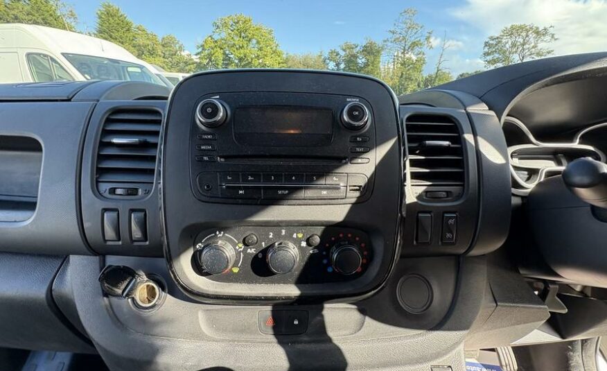 2018 Vauxhall Vivaro Vivaro  2700 Sportive CDTI – KY18EVX