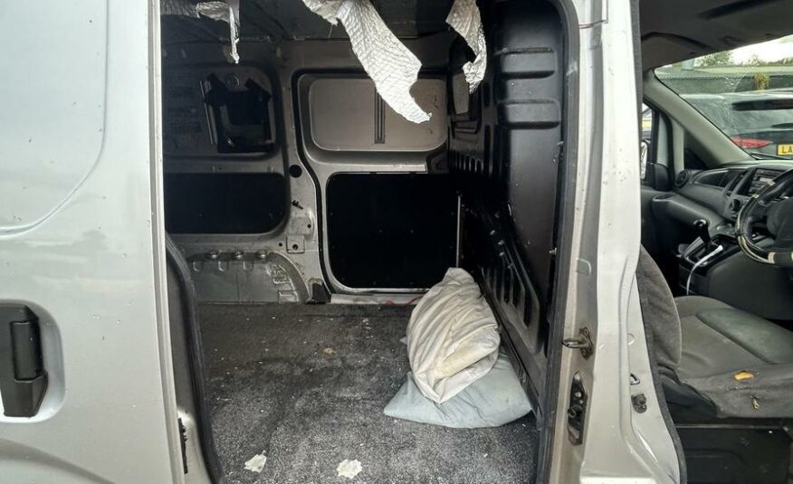 2010 Nissan NV200 NV200 SE DCI – LM60KCY