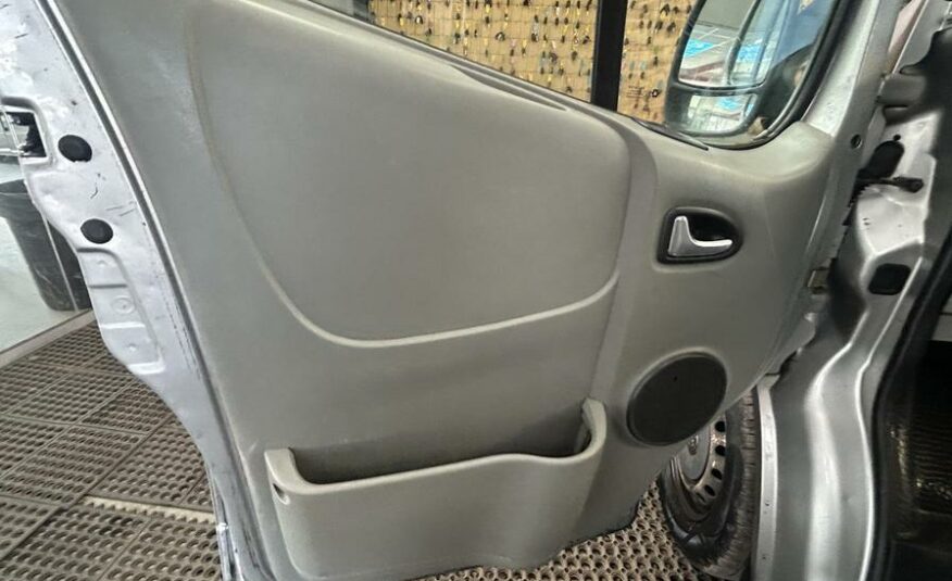 2007 Vauxhall Vivaro Vivaro Sportive CDTi SWB – DL07RKN