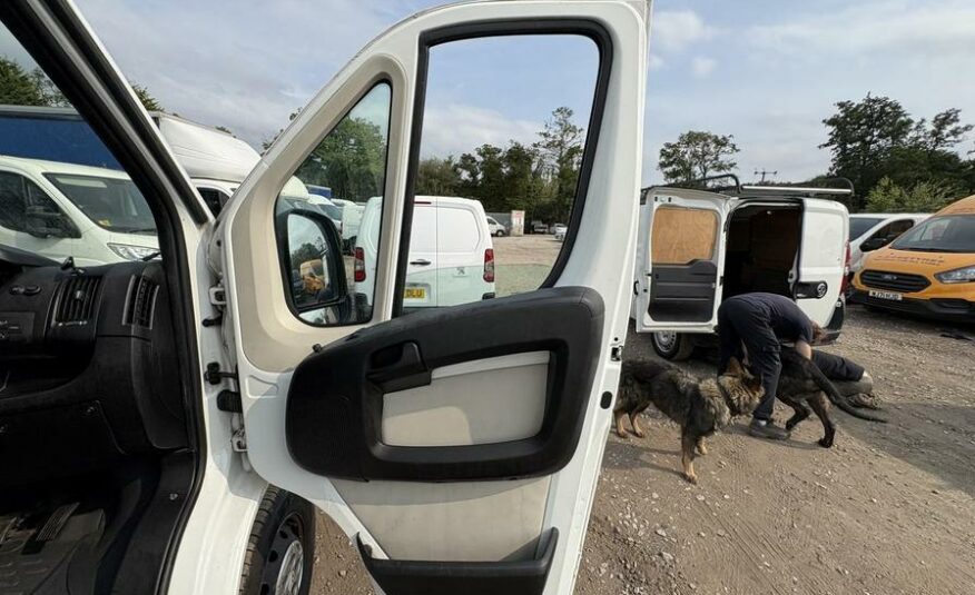 2017 Citroen Relay Relay 35 L3H2 Enterprise Blue HDi – CN67EKM