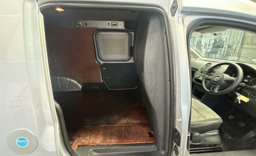 2013 Volkswagen Caddy MaxI Caddy Maxi C20 TDI – DN13VSM