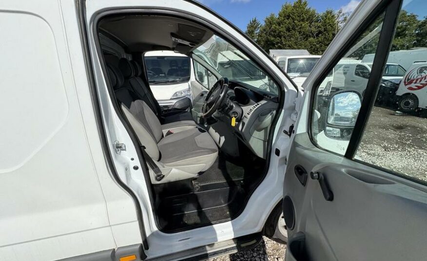 2014 Vauxhall Vivaro Vivaro  2900 CDTI LWB – DY14HRC