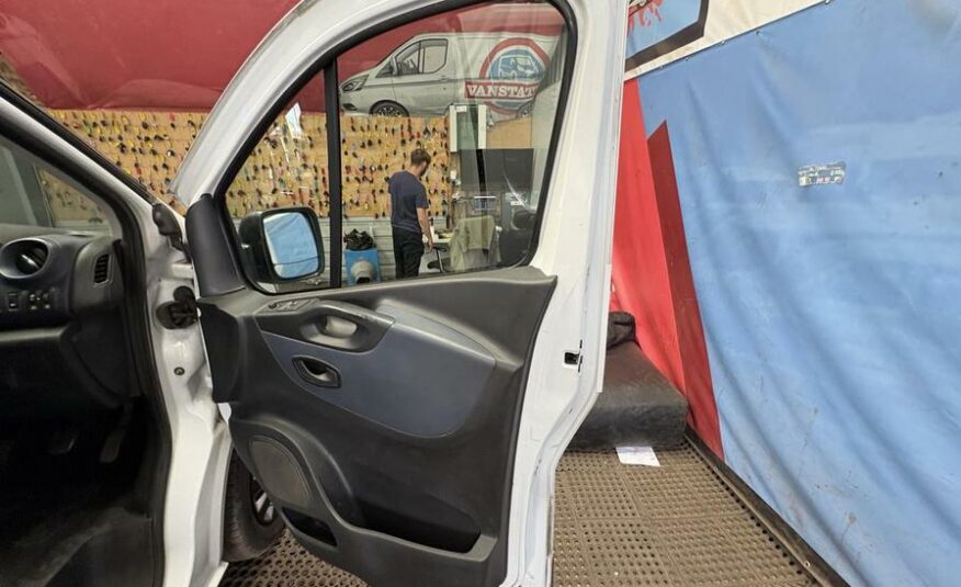 2015 Vauxhall Vivaro Vivaro  2700 CDTI – FD15GXT