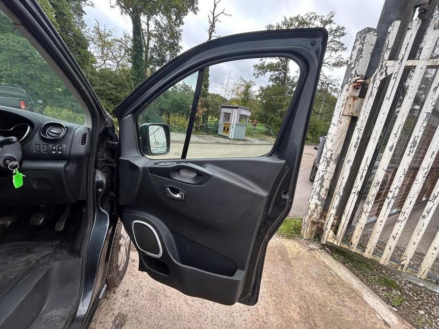 2017 Vauxhall Vivaro Vivaro 2700 LE Nav CDTi BT S/S – WU67GZF