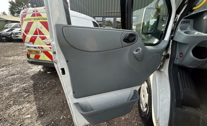 2007 Ford Transit Transit 100 15-Seat RWD – FY07WRT