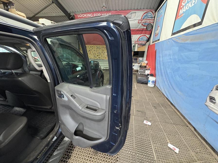 2014 Nissan Navara Navara Outlaw dCi Auto – DS64OYX