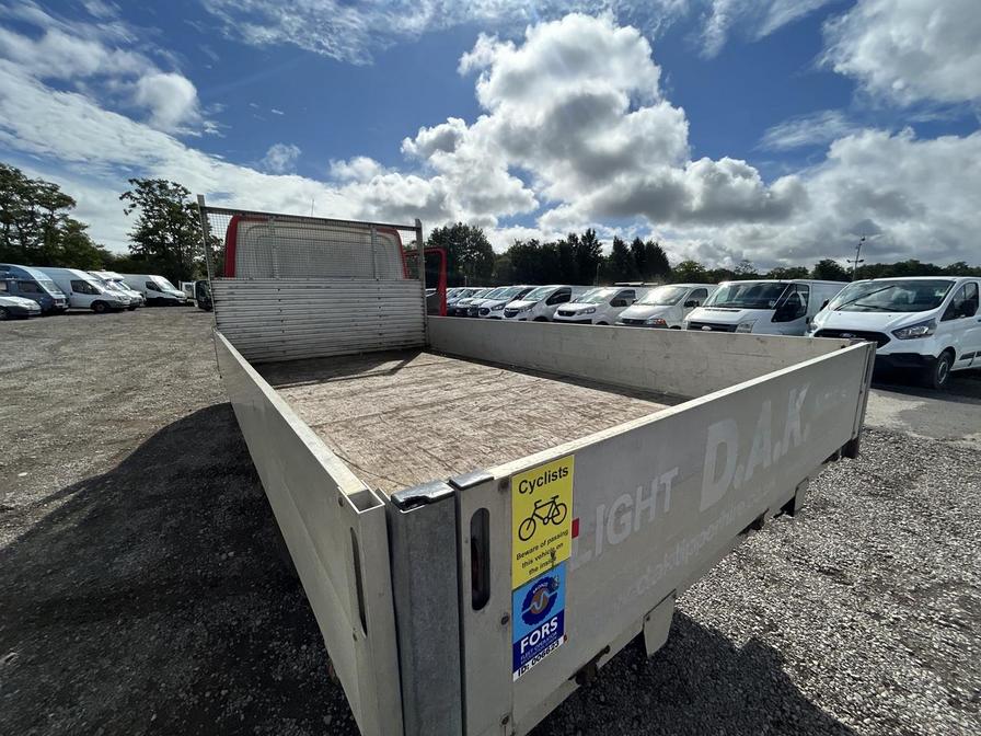 2009 Volkswagen Crafter Crafter CR35 109 MWB Semi-Auto – NG09YCT/DR06DAK