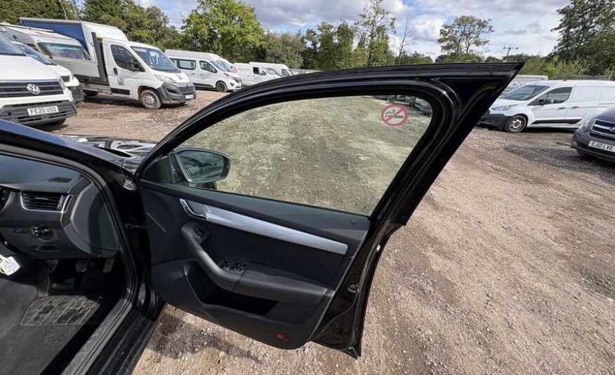 2014 Skoda Octavia Octavia SE TDI CR – FV14XKC