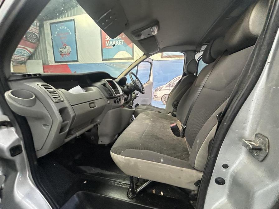 2013 Vauxhall Vivaro Vivaro 2700 Sportive CDTi SWB – DX13VSO