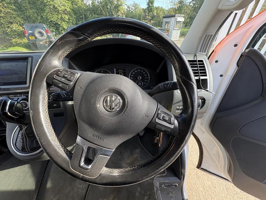 2012 Volkswagen Caravelle – Model: Caravelle Edition 25 TDI Semi-Auto – CA12FZJ