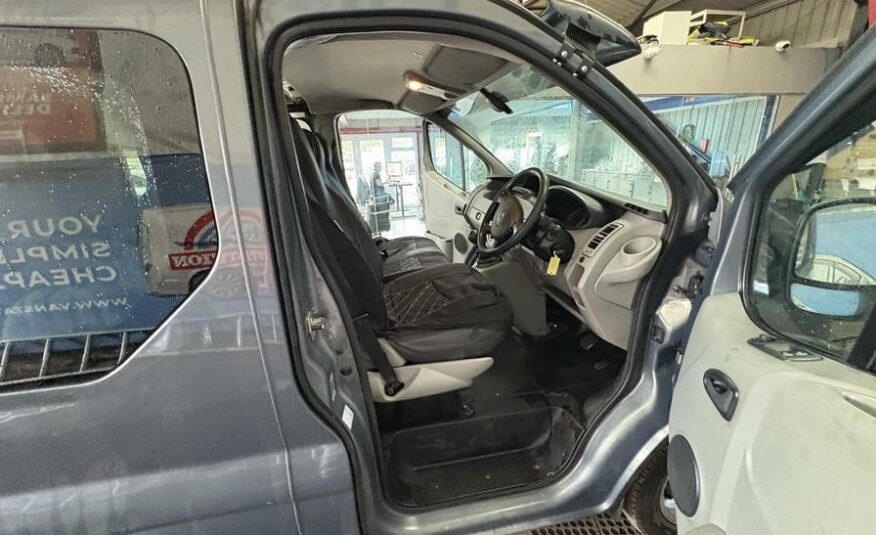 2014 Renault Trafic Trafic SL27 Sport DCI – GF14OUX