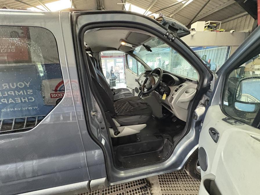 2014 Renault Trafic Trafic SL27 Sport DCI – GF14OUX