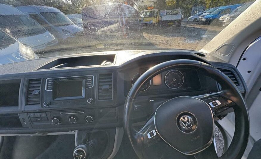 2019 Volkswagen Transporter Transporter T28 Highline TDI BlueMotion Technology – DE19VRY