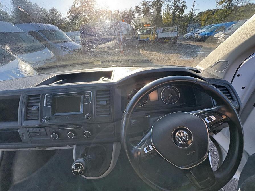 2019 Volkswagen Transporter Transporter T28 Highline TDI BlueMotion Technology – DE19VRY