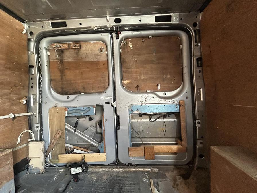 2011 Ford Transit Transit 85 T280 SWB FWD – ML61BMY