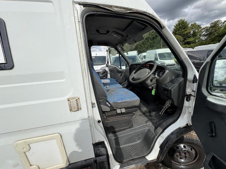 2000 Iveco Daily Daily 2000 35S11 LWB – X593BAJ