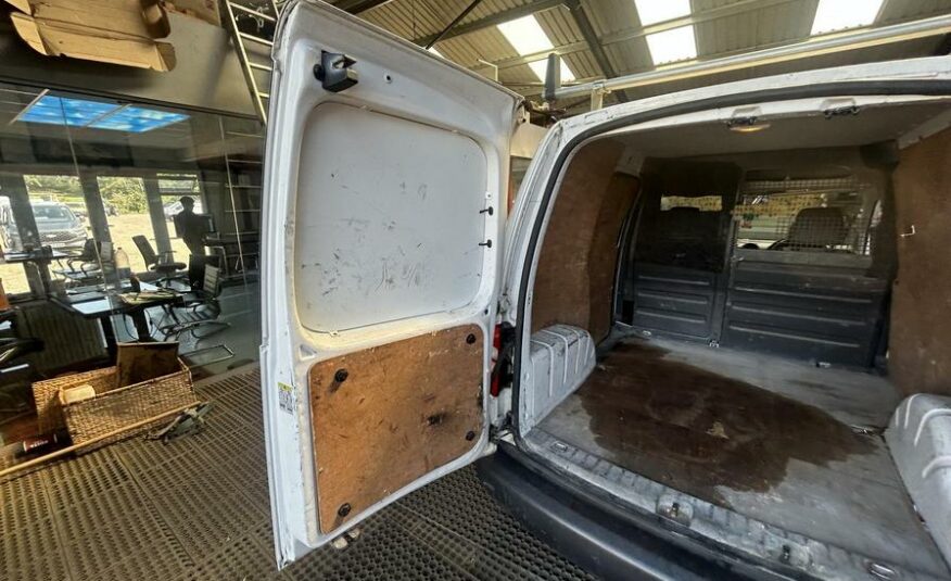2012 Volkswagen Caddy Caddy C20 TDI 75 – NU62FZL