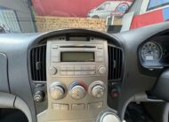 2012 Hyundai i800 i800 Style CRDi Auto – EJ12LVE