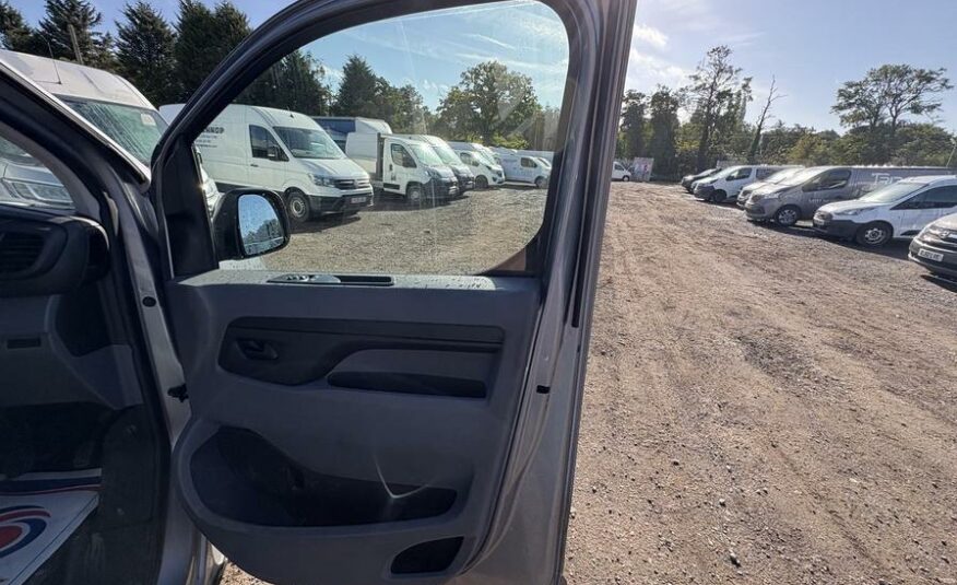 2021 Vauxhall Vivaro Vivaro F2700 Sportive S/S – CP71NFA