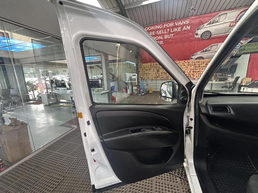 2017 Vauxhall Combo Combo 2000 CDTi – YP67PVO