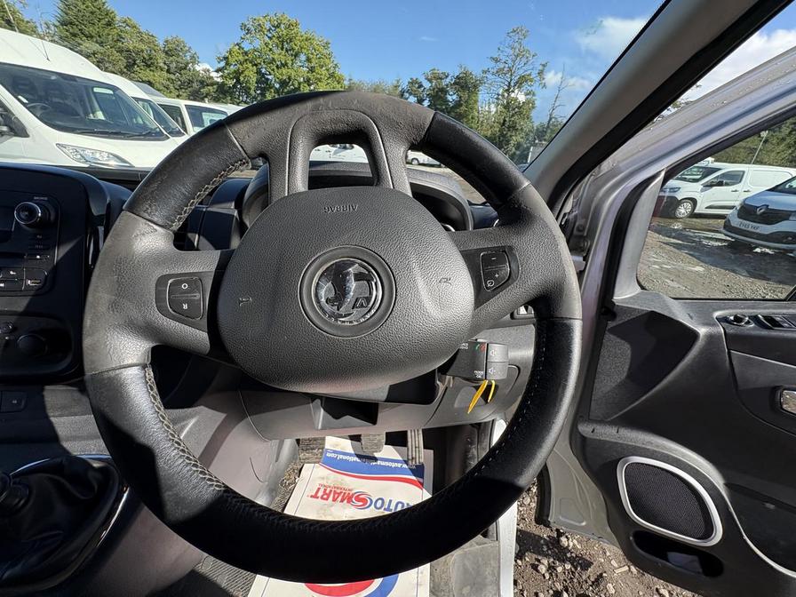 2018 Vauxhall Vivaro Vivaro 2700 Sportive CDTI – KY18EVX