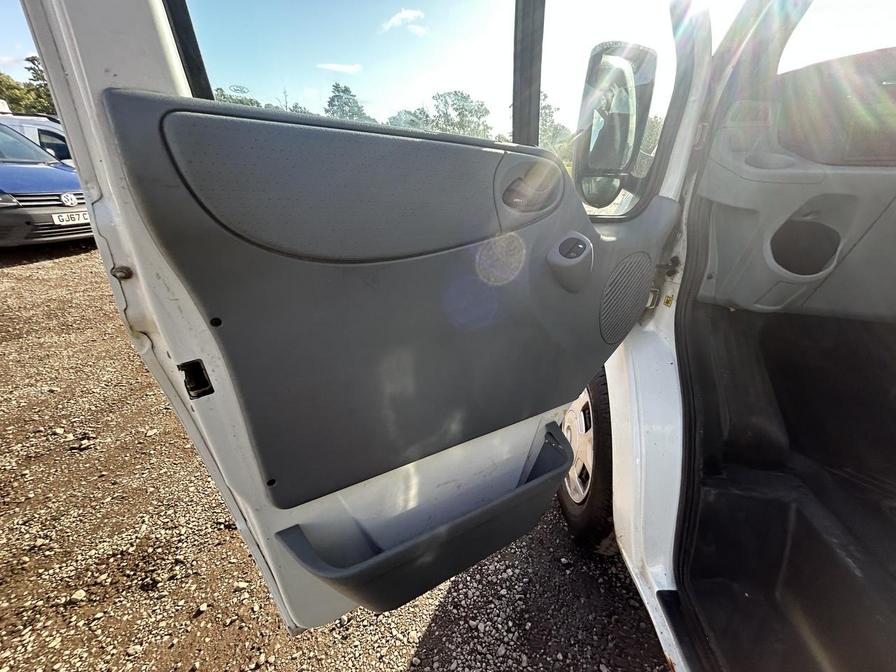 2013 Ford Transit Transit 125 T350 Trend RWD – HJ13WGD