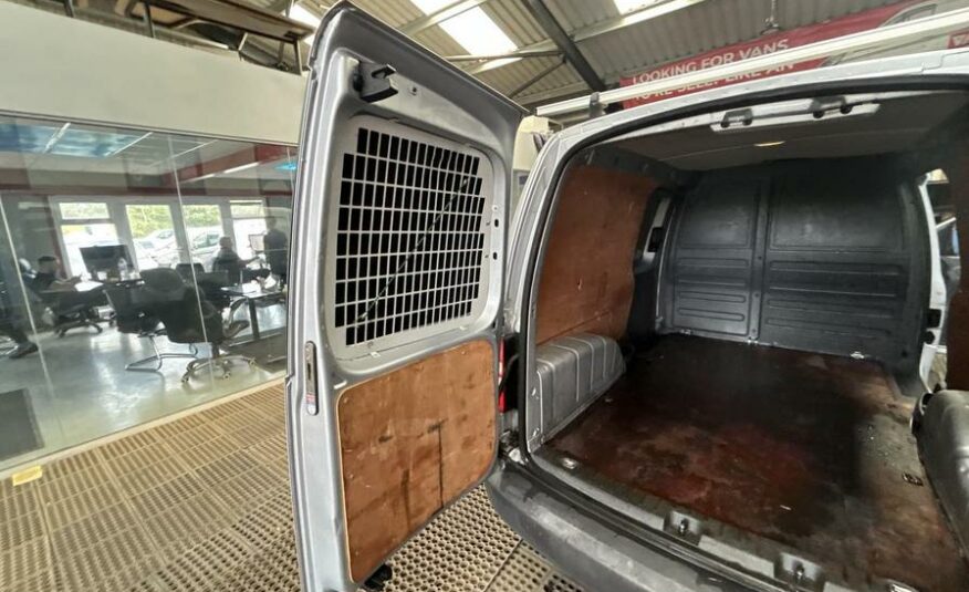 2013 Volkswagen Caddy MaxI Caddy Maxi C20 TDI – DN13VSM